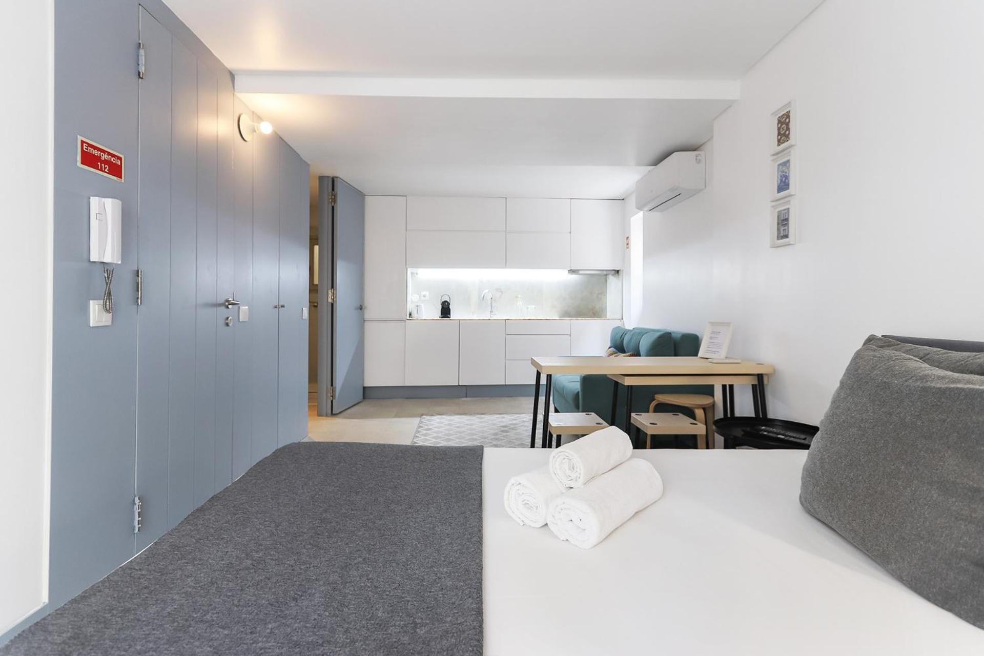 Апартаменты Alfama Modern Loft By Homing Лиссабон Экстерьер фото